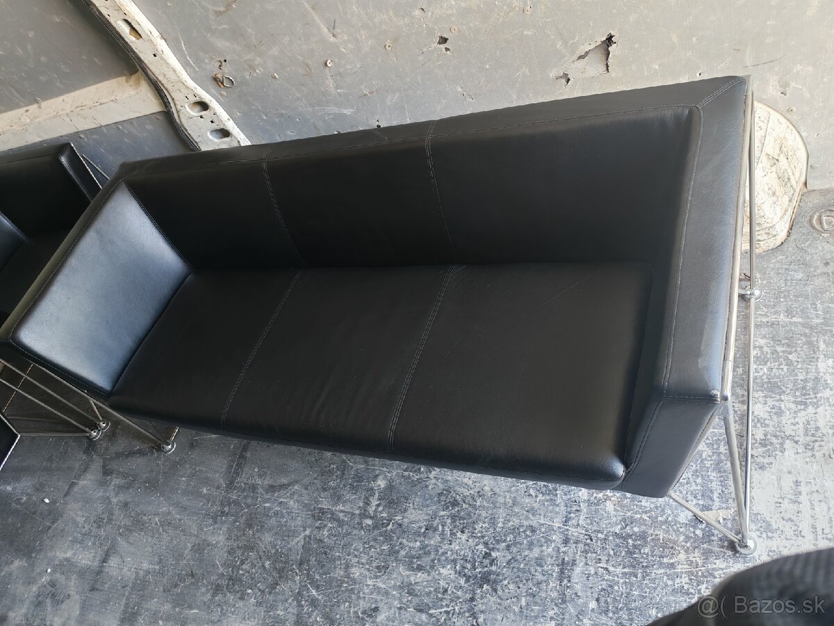 Sedacka a kresla - 2