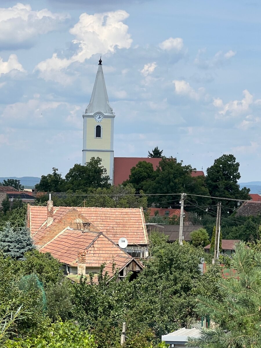 Pozemok 1364m2 s RD - 2