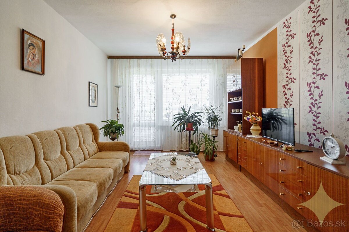 REZERVOVANÉ 3 izbový byt 86,7 m2 Ružomberok ulica Papiernick - 2