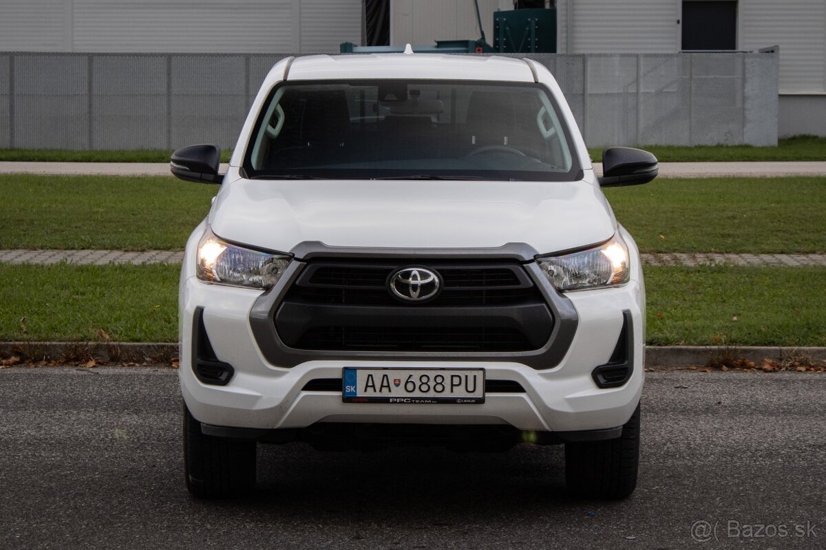 Toyota Hilux DC 2.4 D-4D Active 4x4 A/T, 110kW