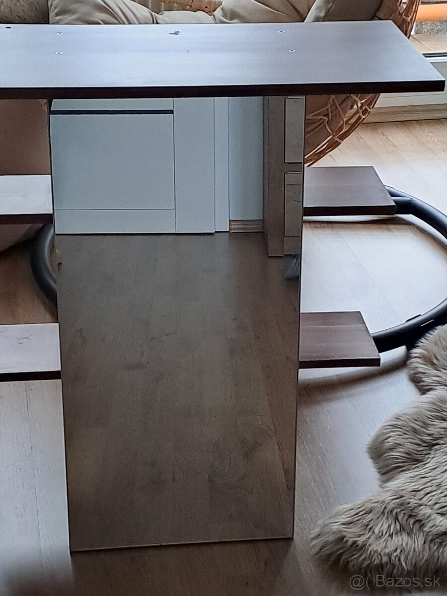 Polička so zrkadlom - 2