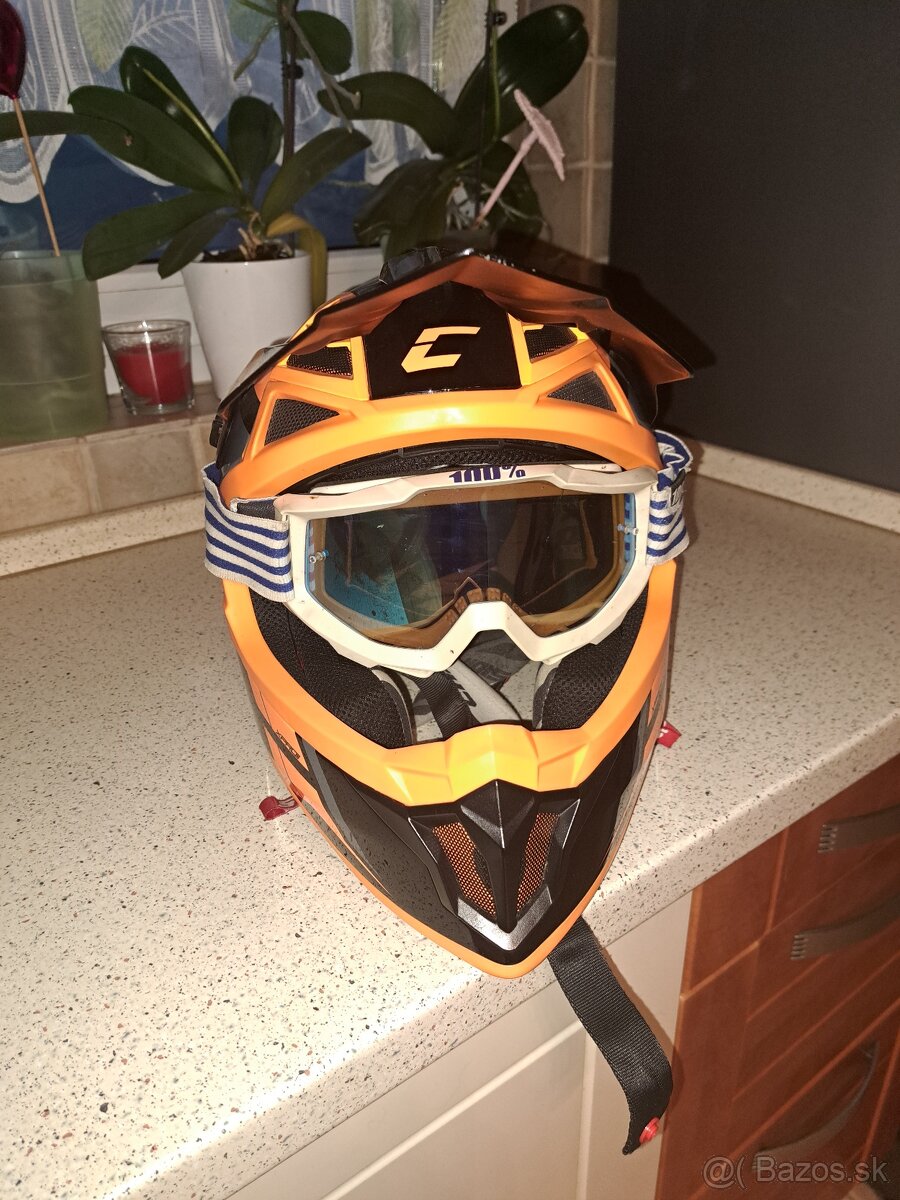 Predam prilbu cassida 's oranzovej farbe - 2