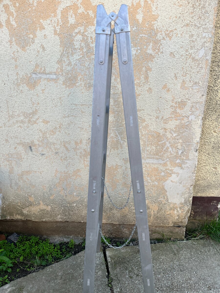 Rebrík dekoračný. - 2