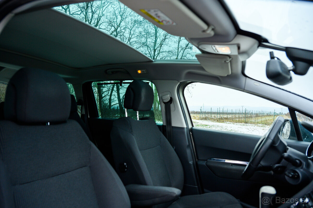 Peugeot 5008 diesel, 7 miestne - 2