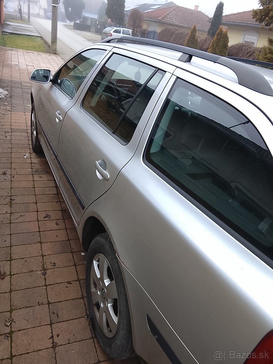 Škoda Octavia 2 - 2