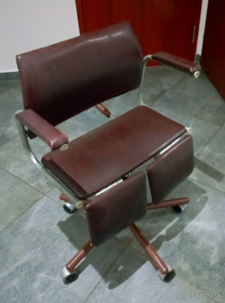 Staré Retro kreslo - 2