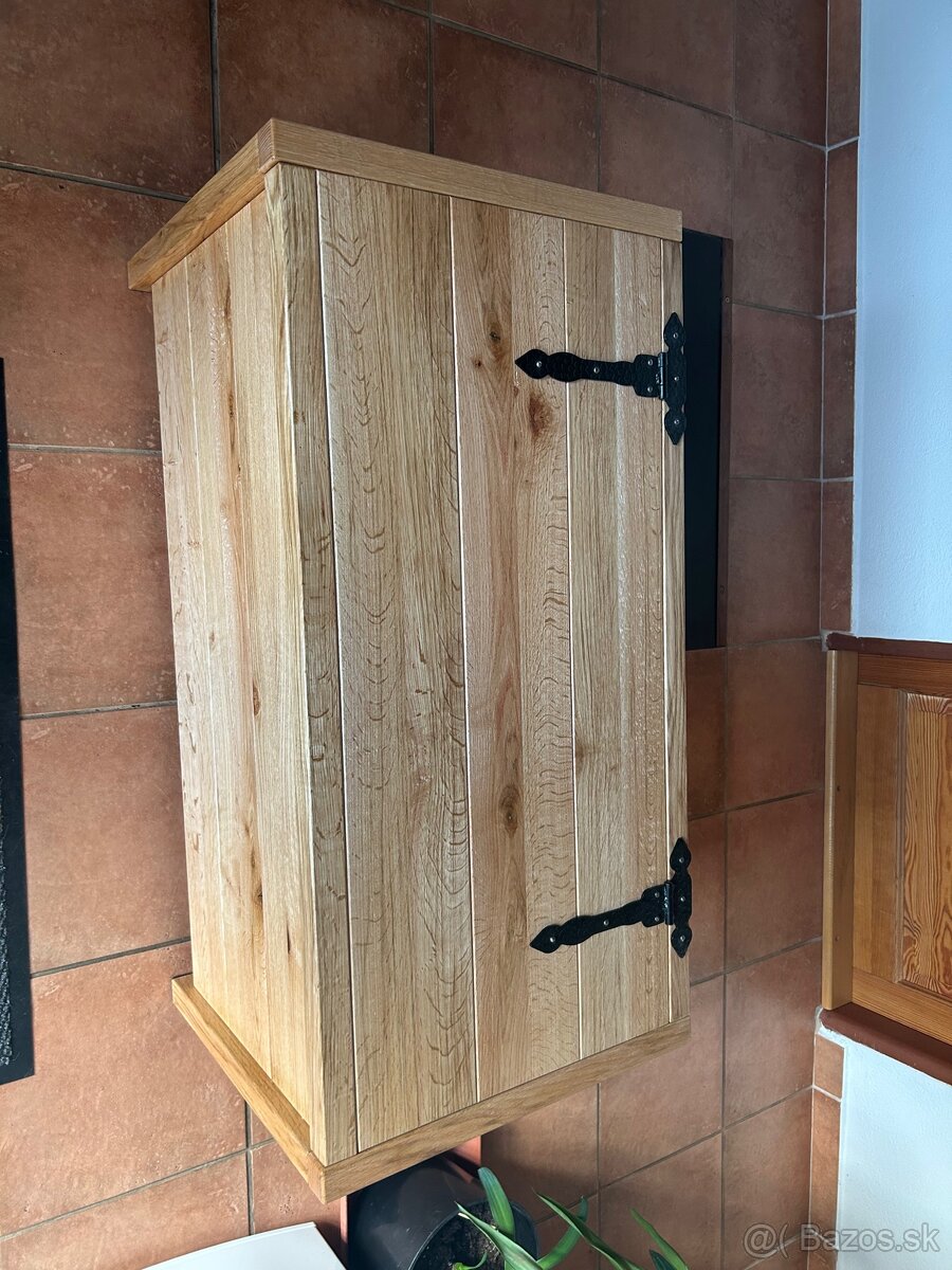 Truhlica z masívu - 2