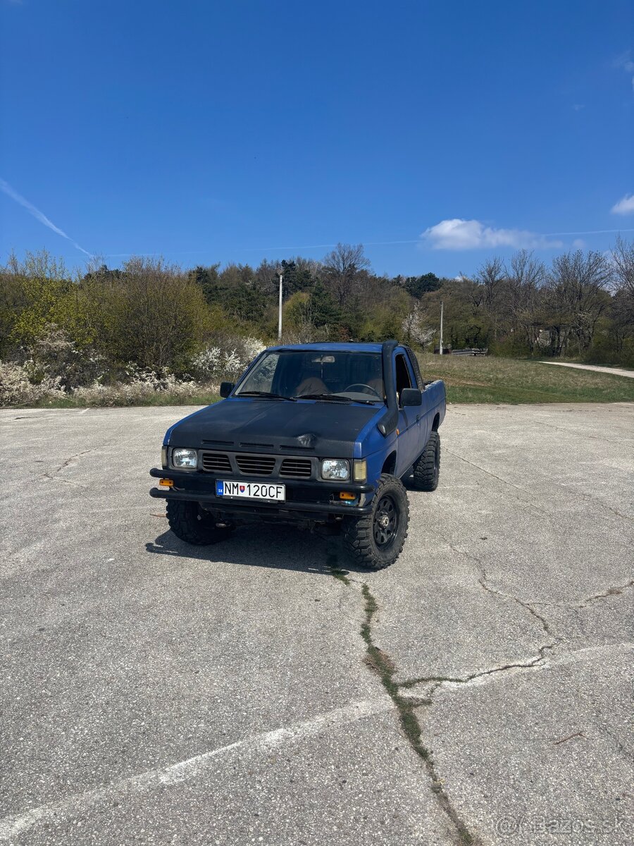Predam Nissan Navara D21 king cab - 2