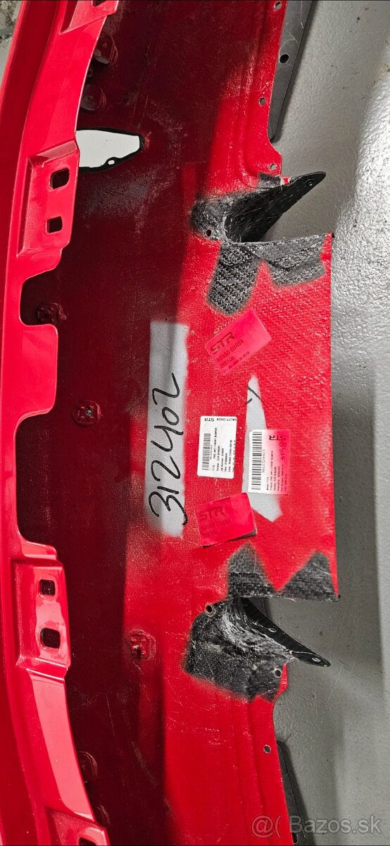 Ferrari SF90 nárazník,front bumper 985876279 - 2