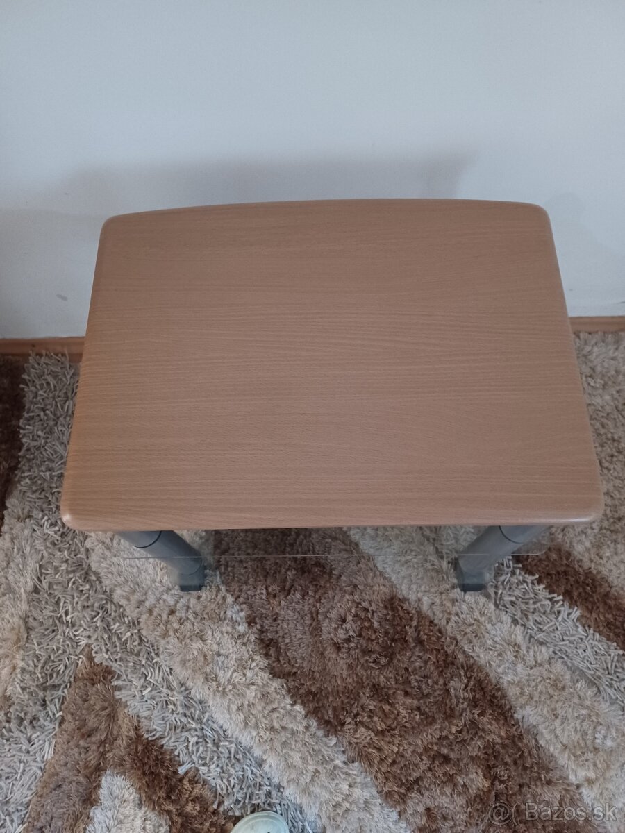 Stolík pod TV - 2