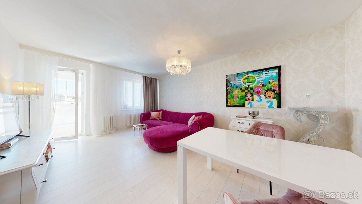 2i.byt 75m, Svetlá ul.,pri Horskom parku, loggia, výhľad,TOP - 2