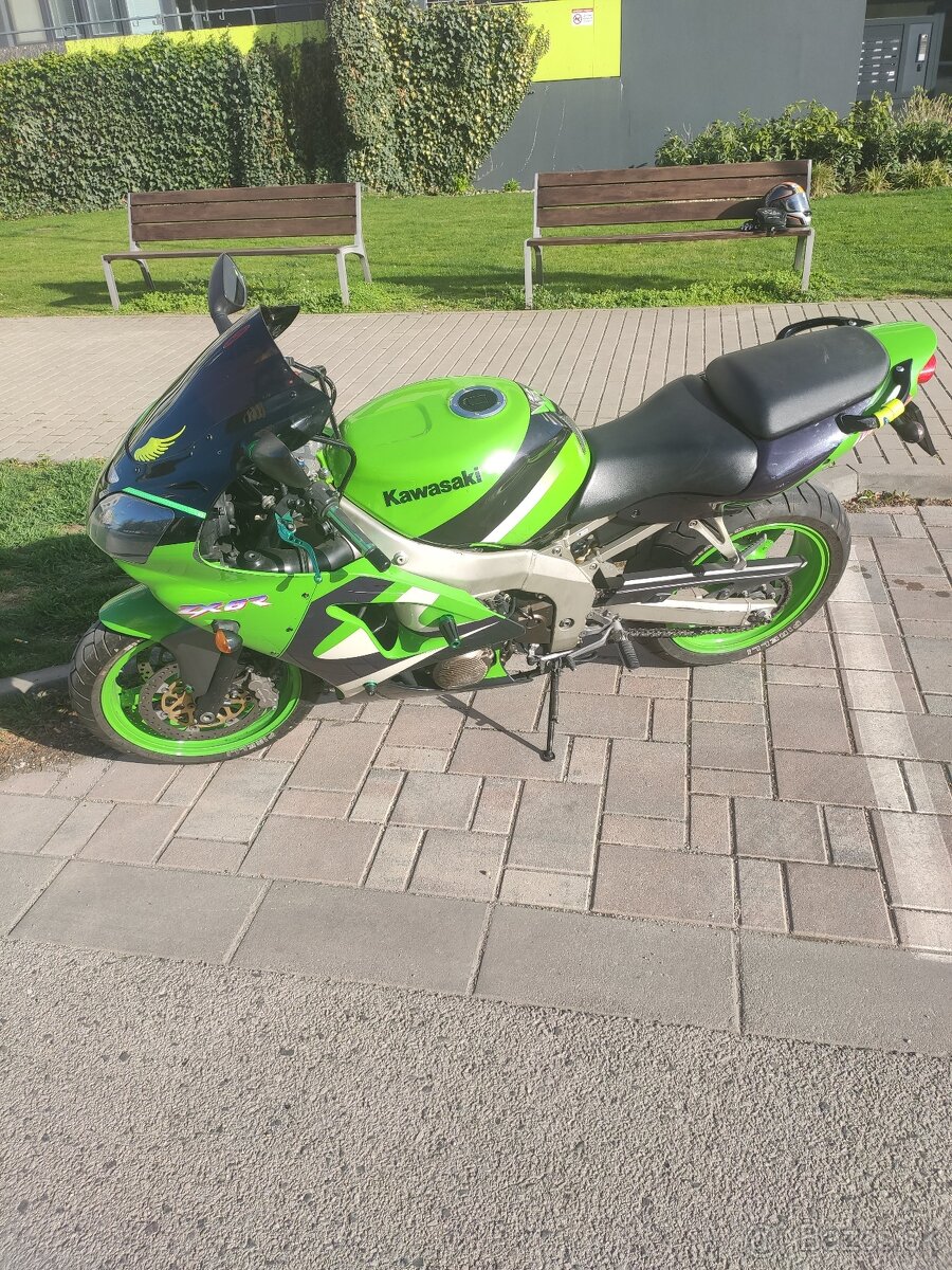 Kawasaki ninja zx6r - 2