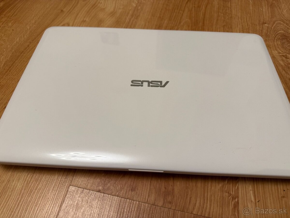 Predám notebook ASUS 16,5” displej - 2