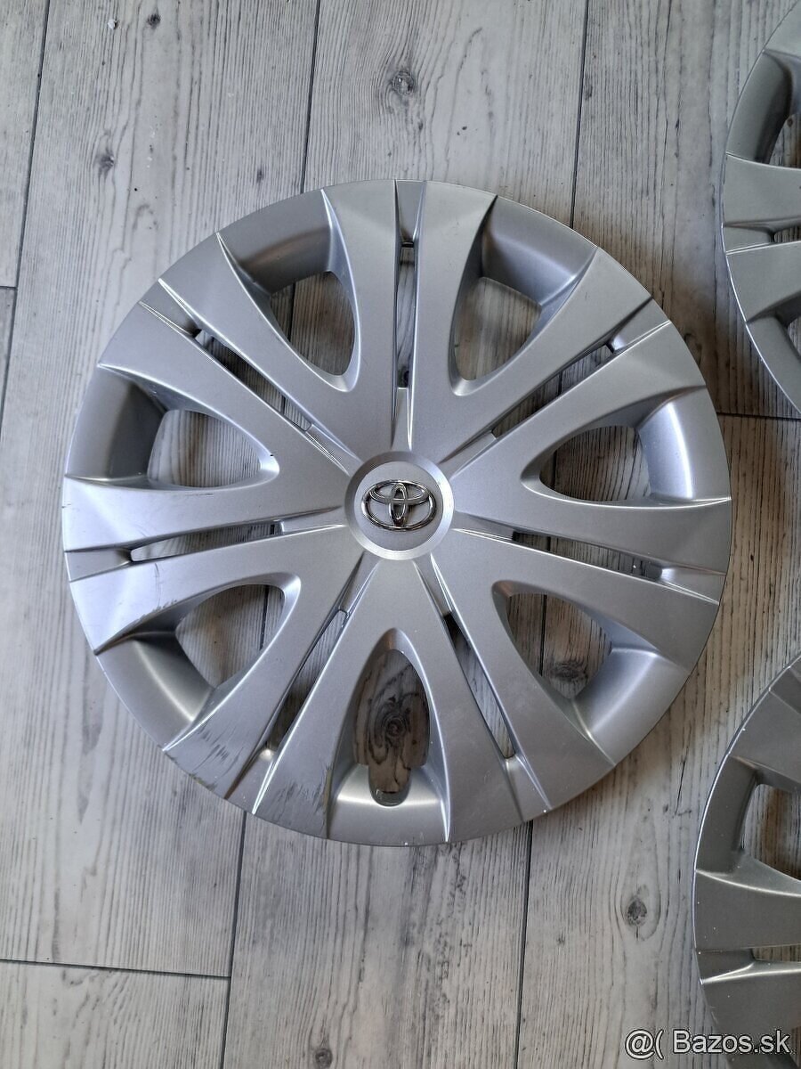 Kryty kolies, puklice TOYOTA R16 - 2
