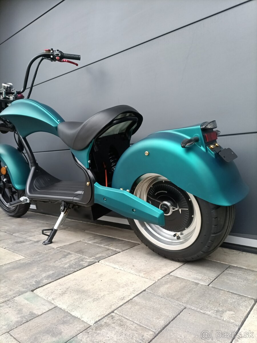 Elektrická koloběžka Chopper SUPER 2000 W tyrkysová, 20 Ah - 2