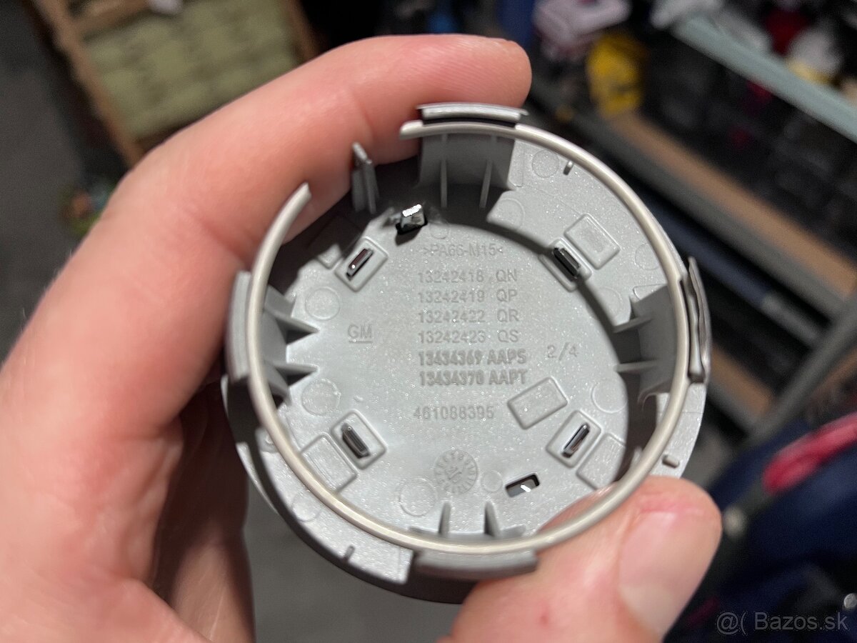 Stredové krytky Opel Insignia - 2