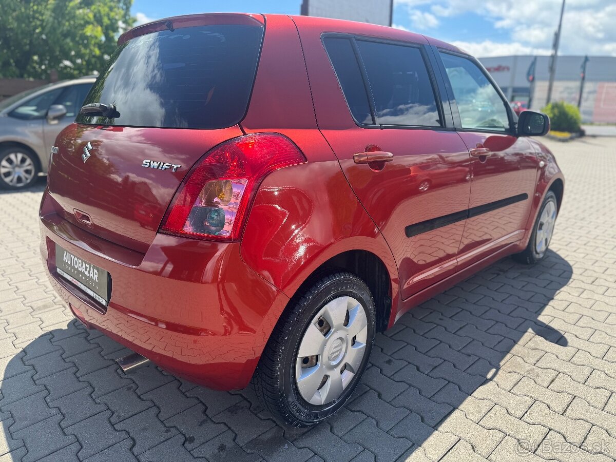 Suzuki Swift - 2