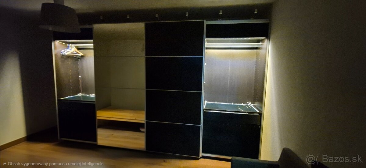 Šatníková skriňa - 2