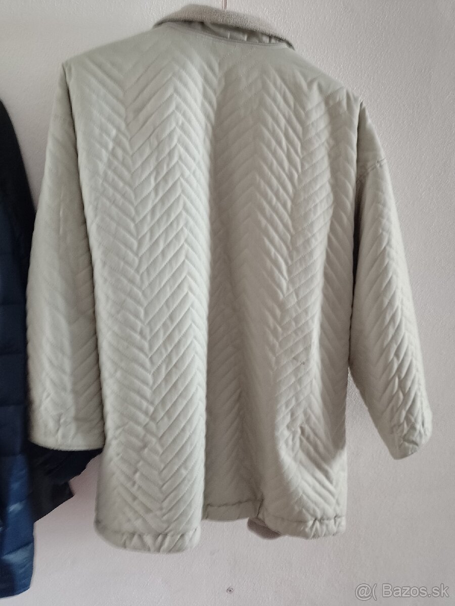 Dámska zimná bunda. - 2