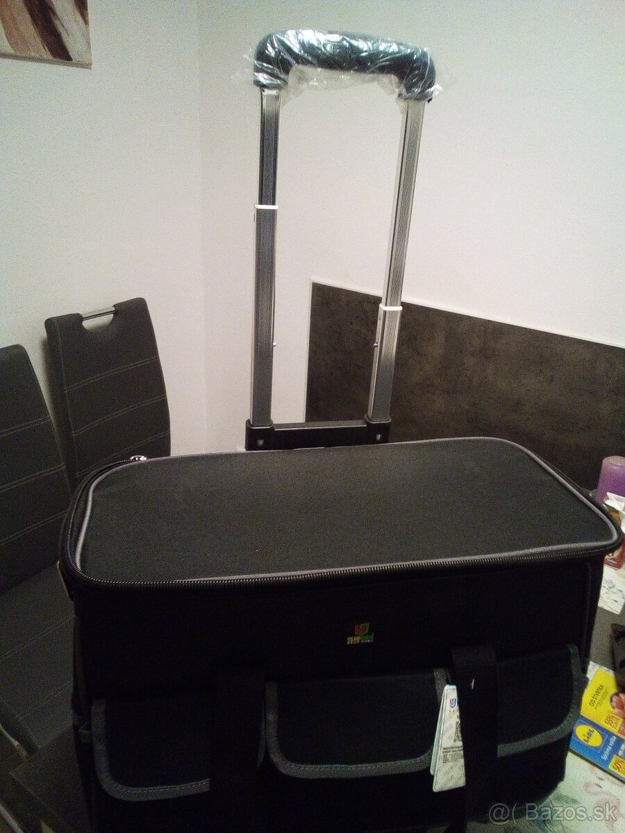 Predám tašku na náradie na koliečkach. - 2