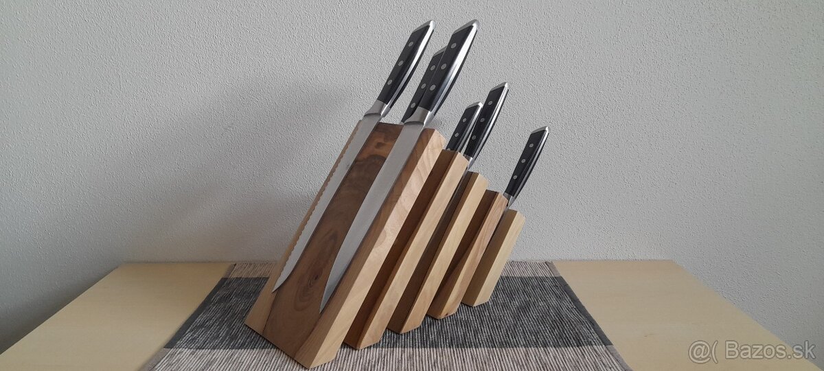 Drevený magnetický stojan na nože - 2