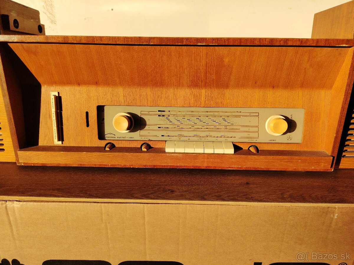 Gramofón nálezovy stav Tesla Capricio - 2