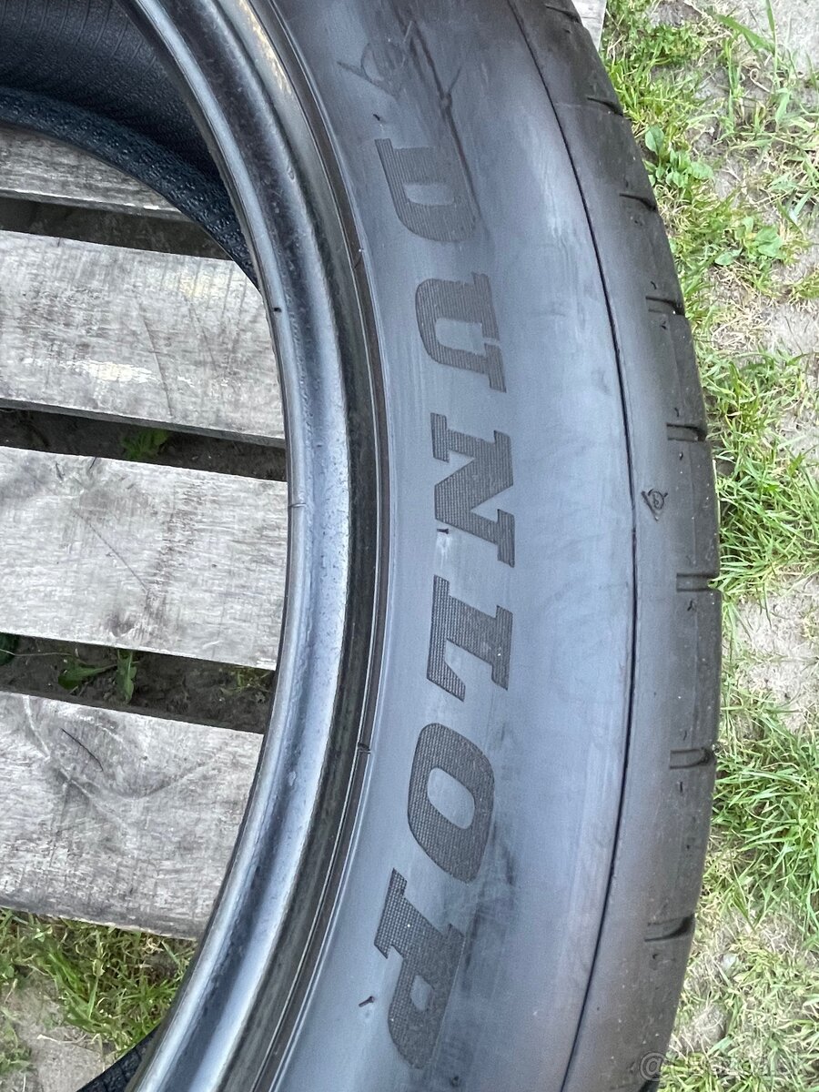 Dunlop 245/45 R19 letné - 2