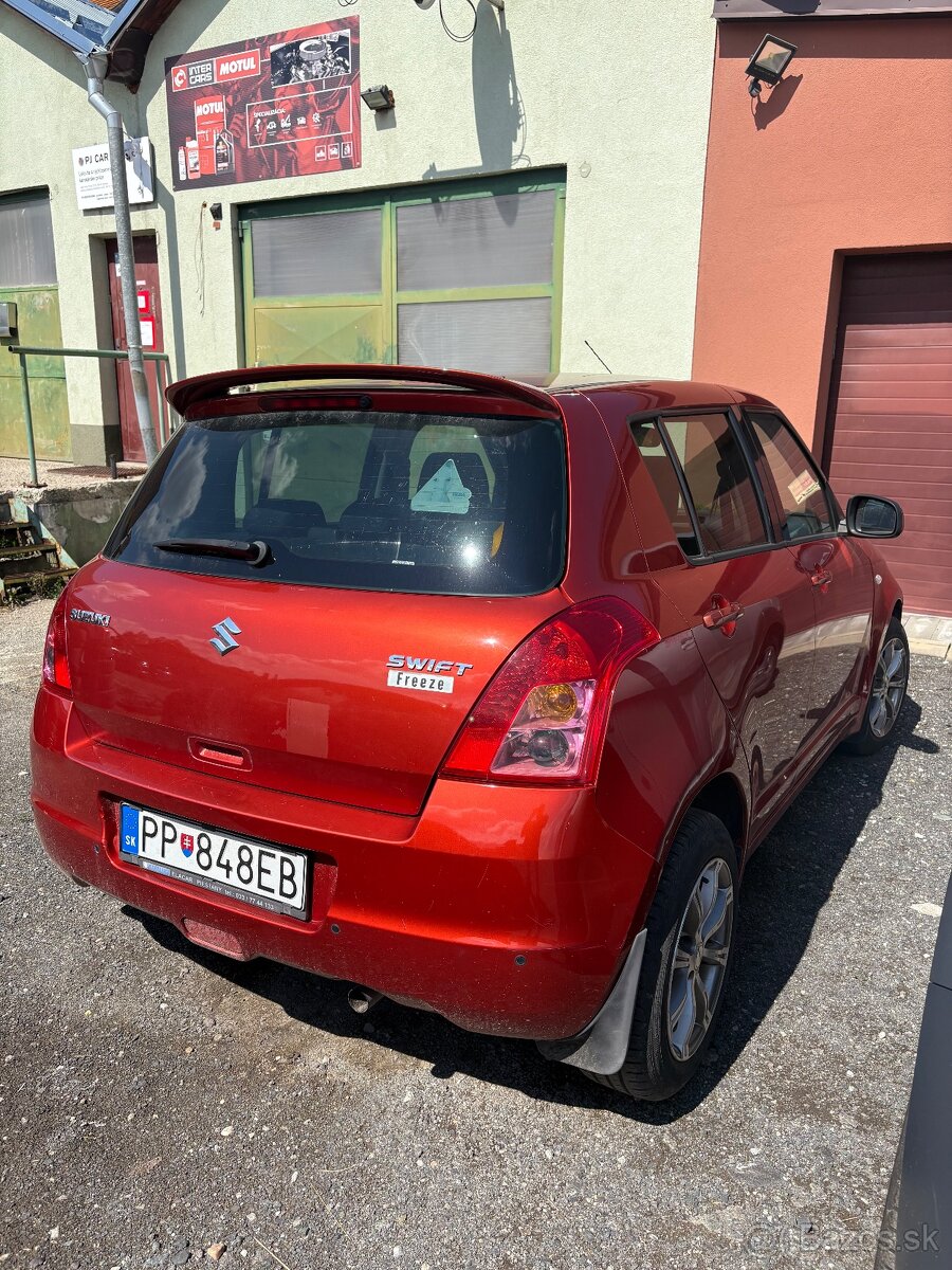 Suzuki Swift - 2