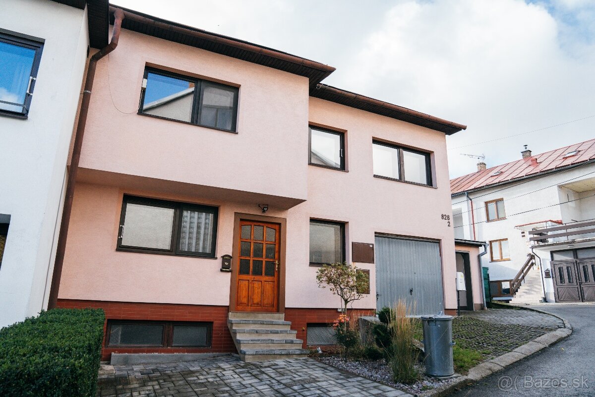 Priestranný rodinný dom s 2 bytovými jednotkami - Námestovo - 2