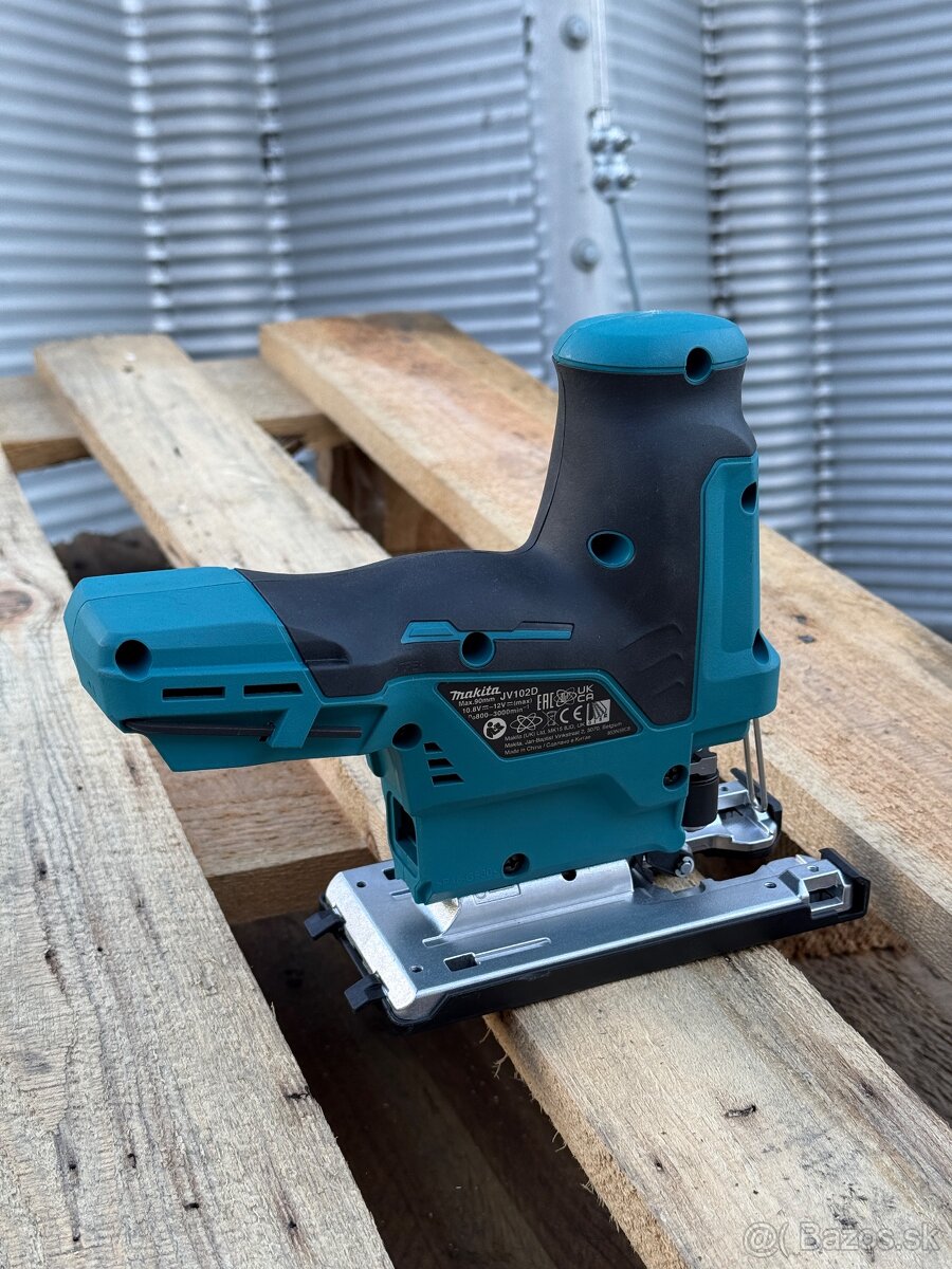 AKU priamočiara píla Makita - 2