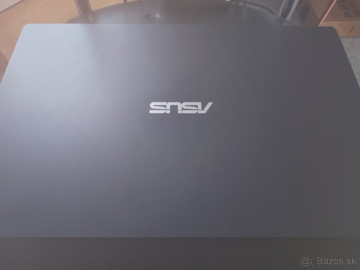 Predám notebook. - 2