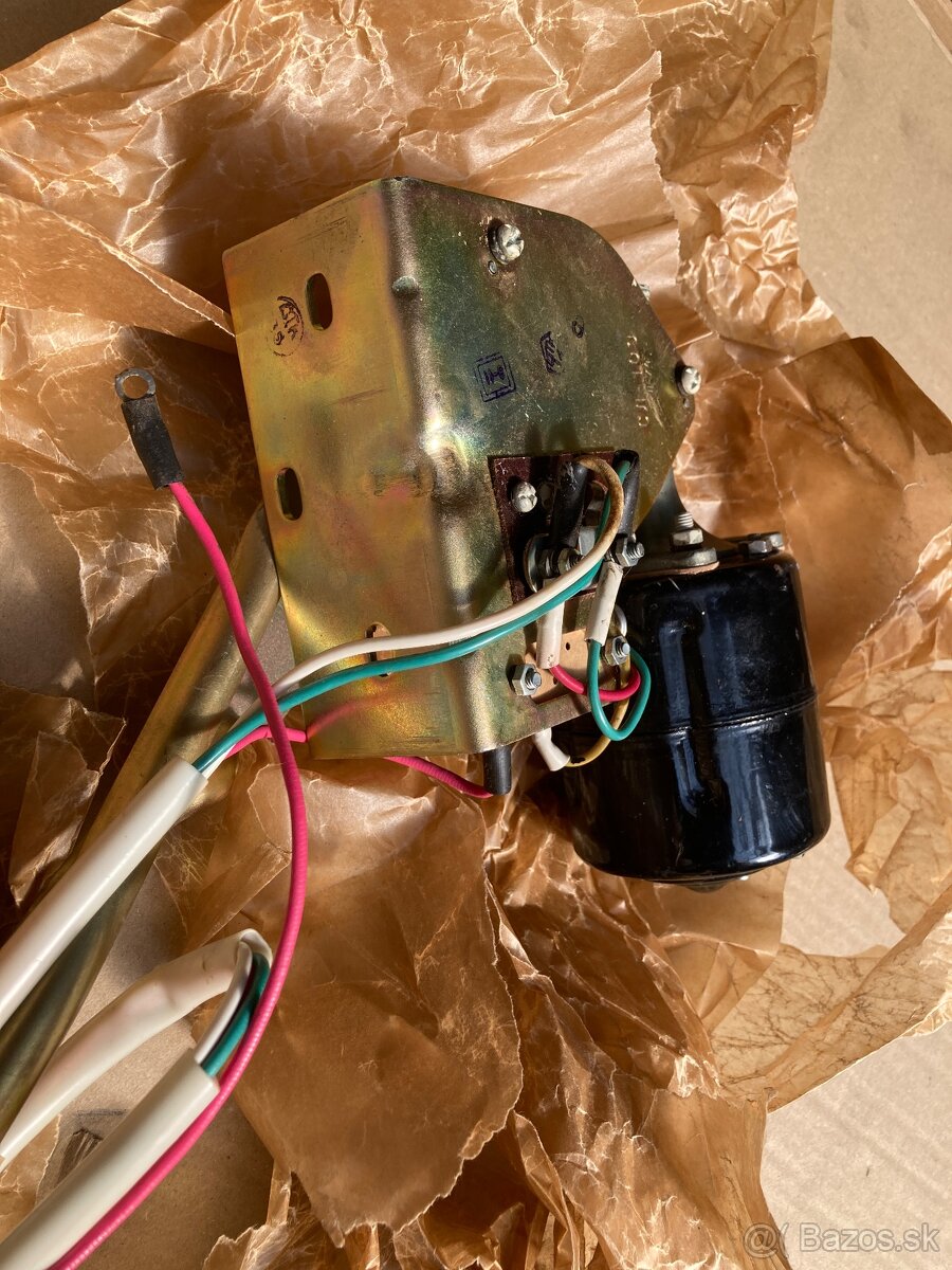 Uaz 452 buchanka, sanitka - 2