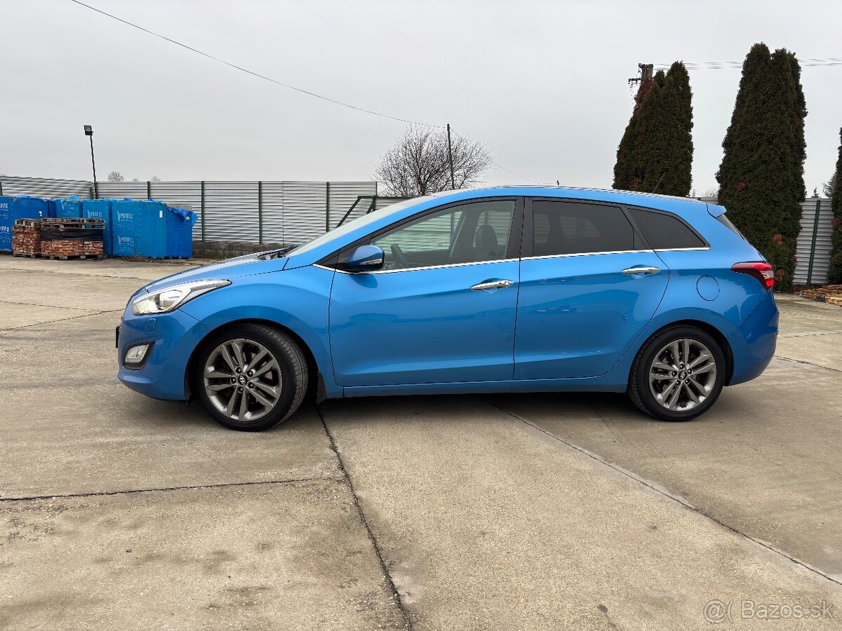 Hyundai i30 1.6 - 2