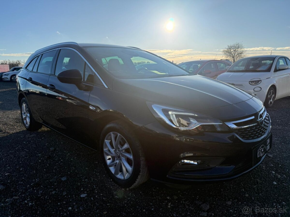 Opel Astra 1.6 CDTI Sports Tourer+ - 2