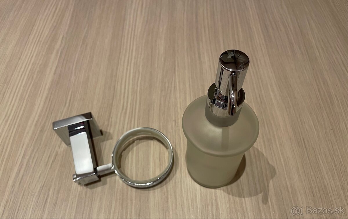 Dávkovač na tekuté mydlo - 2