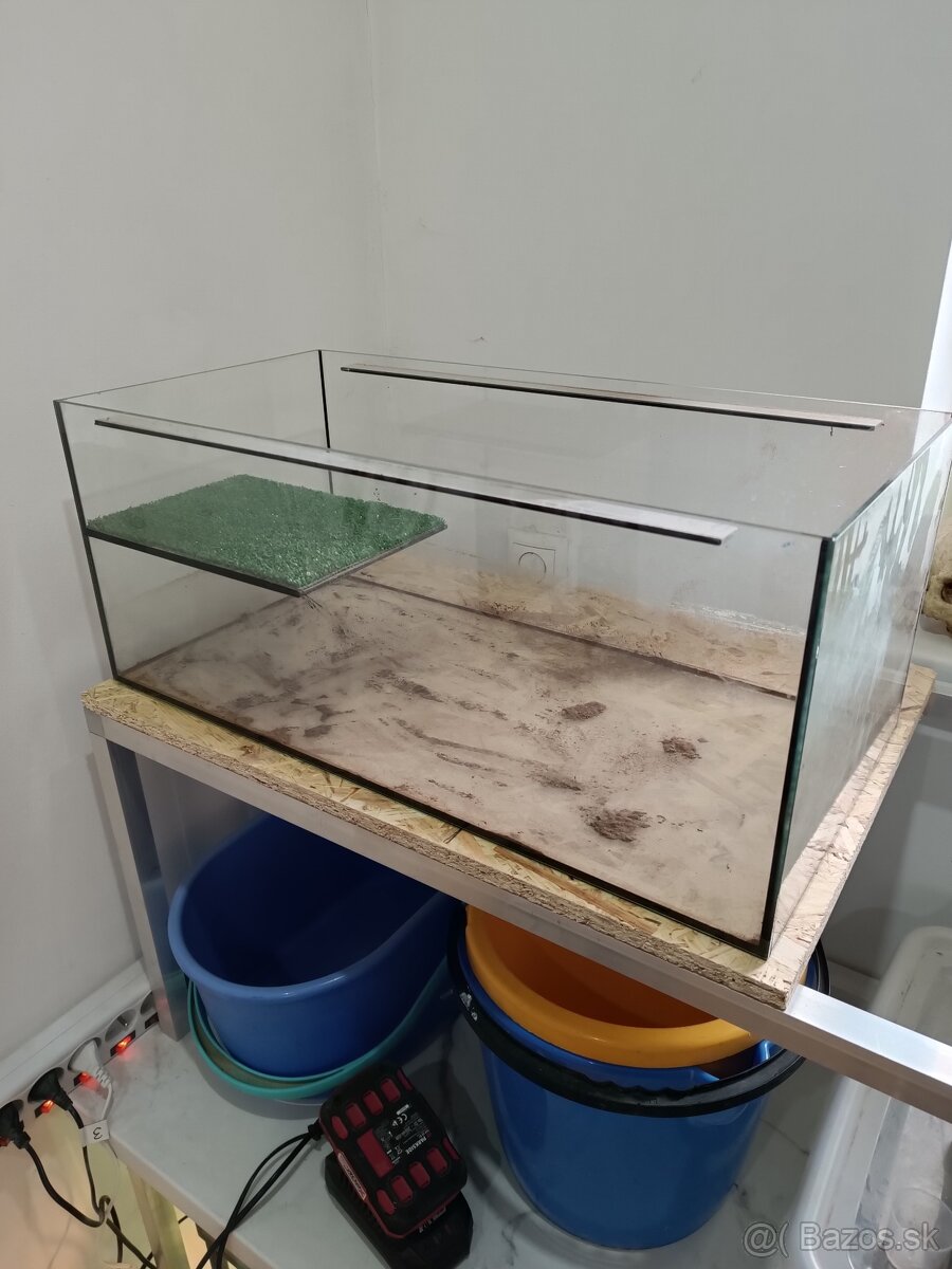 Akvárium pre korytnačku 60x30x25 - 2