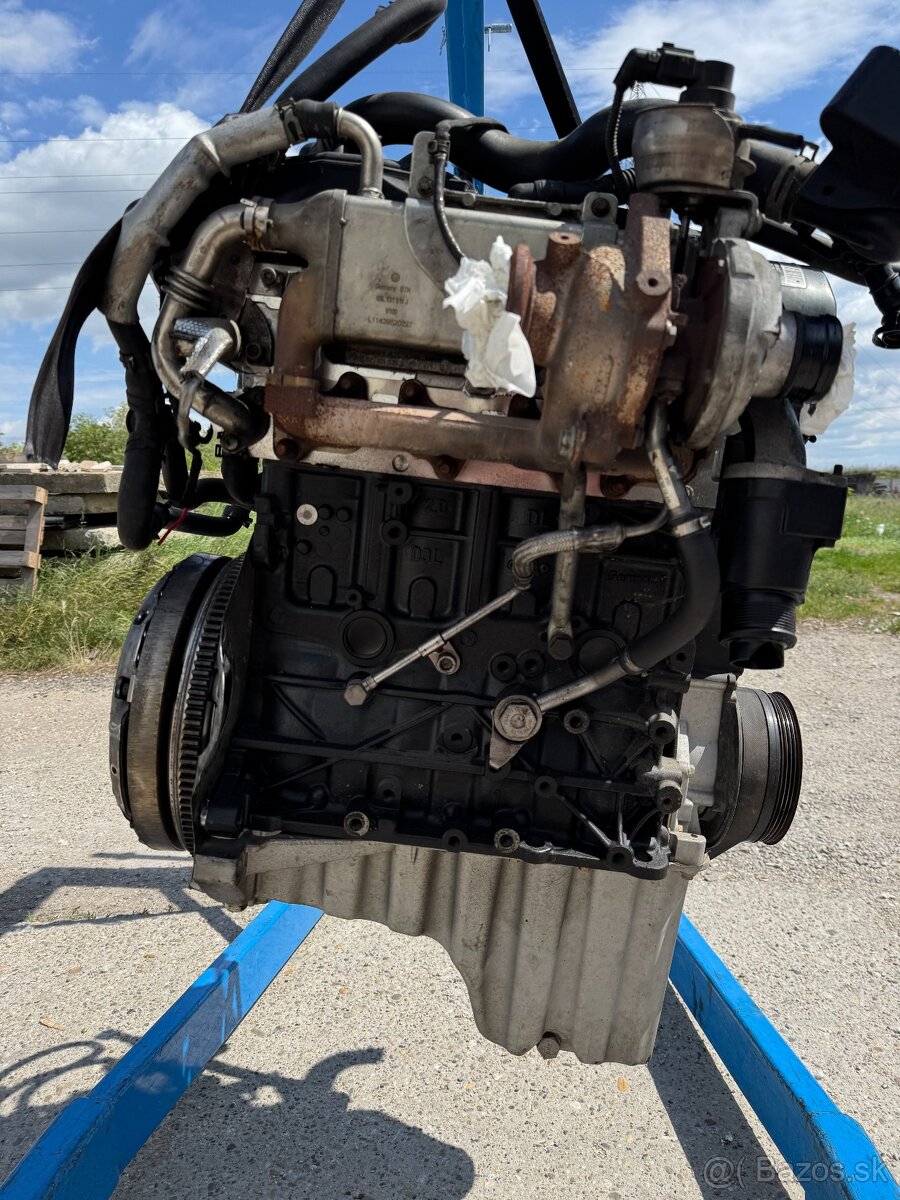 VOLKSWAGEN CRAFTER 2.0 TDi - 2