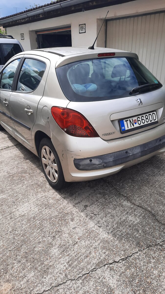 Peugeot 207 1,4 SW - 2