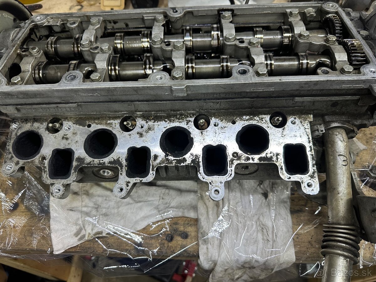 Hlava vačky 2.0tdi 103kw CFFB - 2