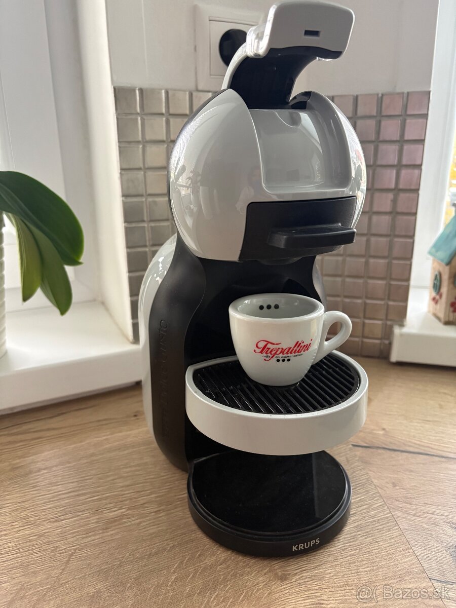Kávovar Nescafe dolce gusto - 2