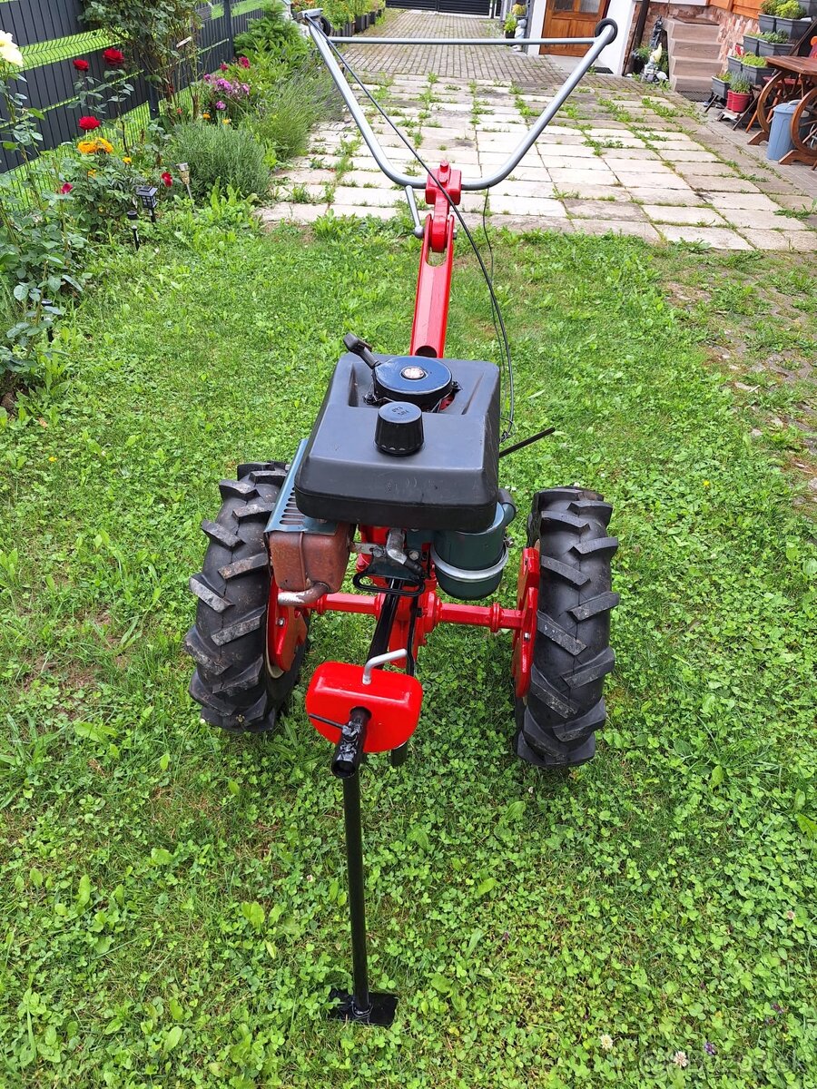 Malotraktor VARI - 2