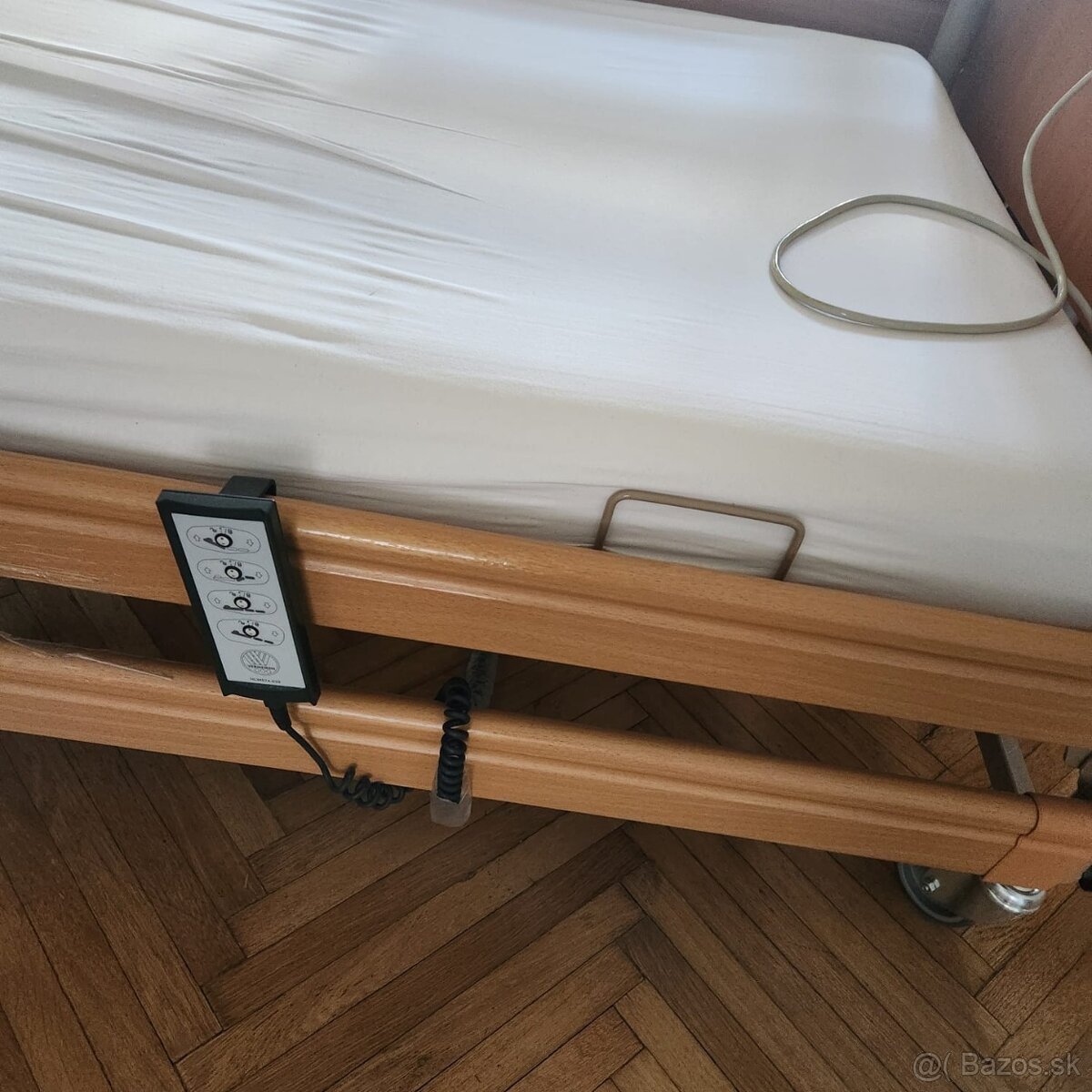 Zdravotna polohovacia postel - 2