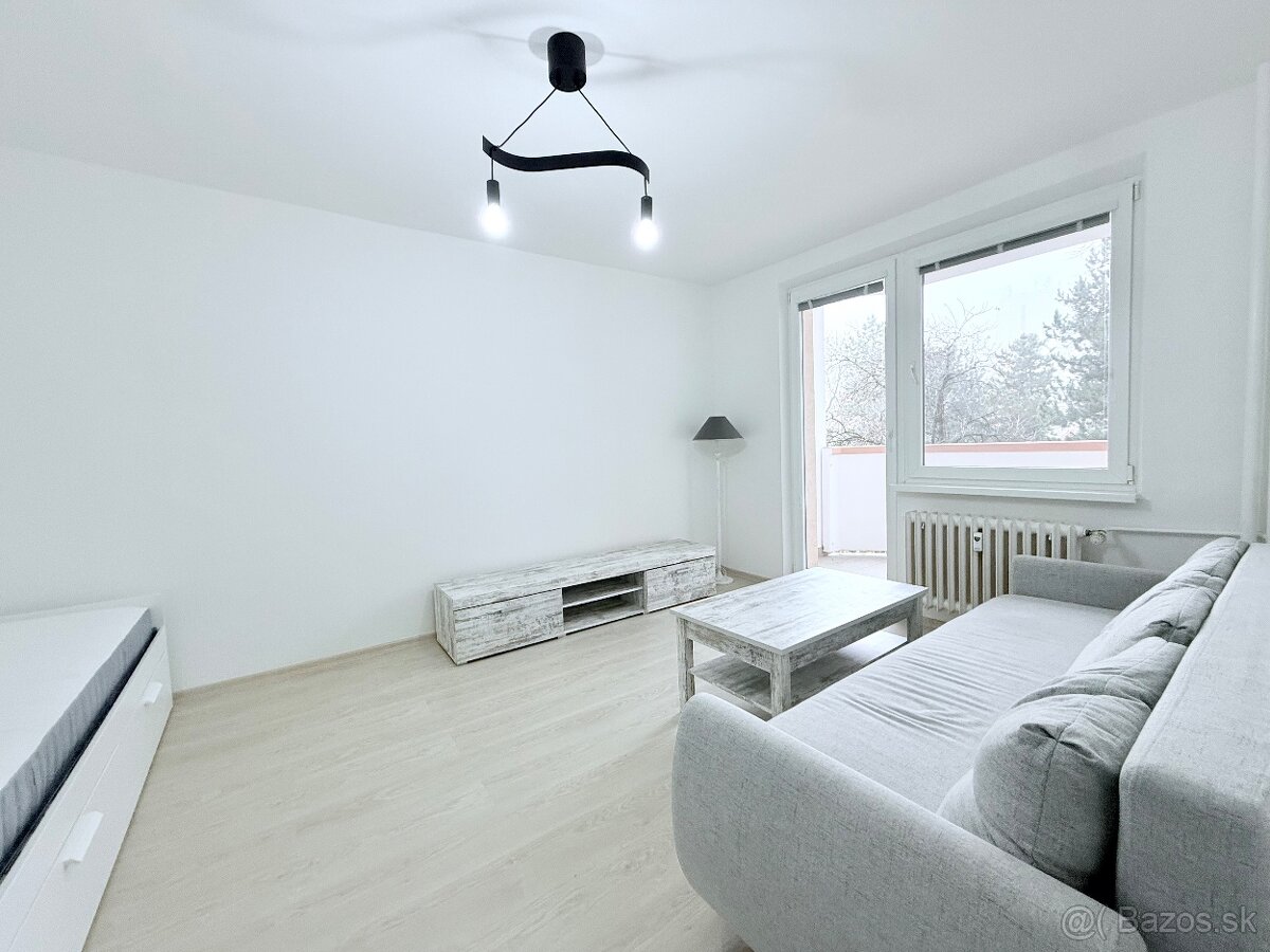 CreeX Reality - svetlý zrekonštruovaný 1-izbový byt - 2