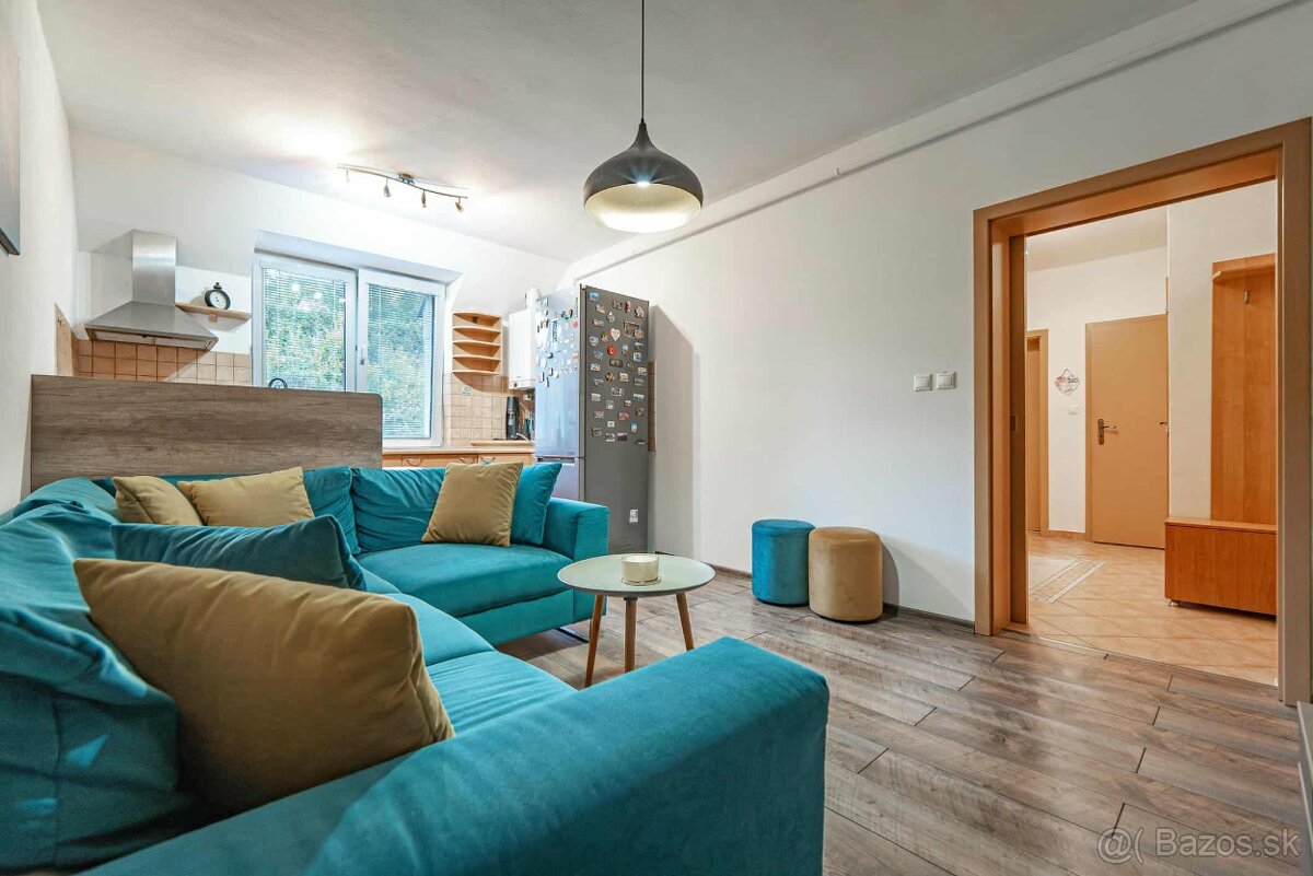 Na predaj krásny 3 izbový byt v Trenčianskych Tepliciach - 2