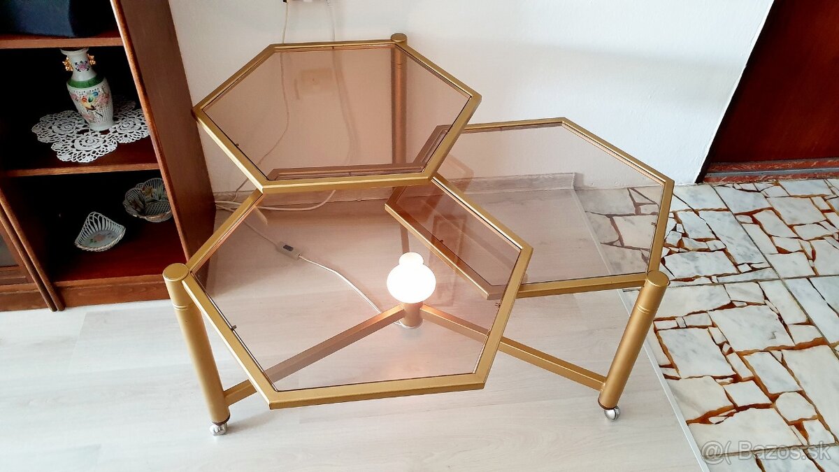 "Párty" stolík - 2