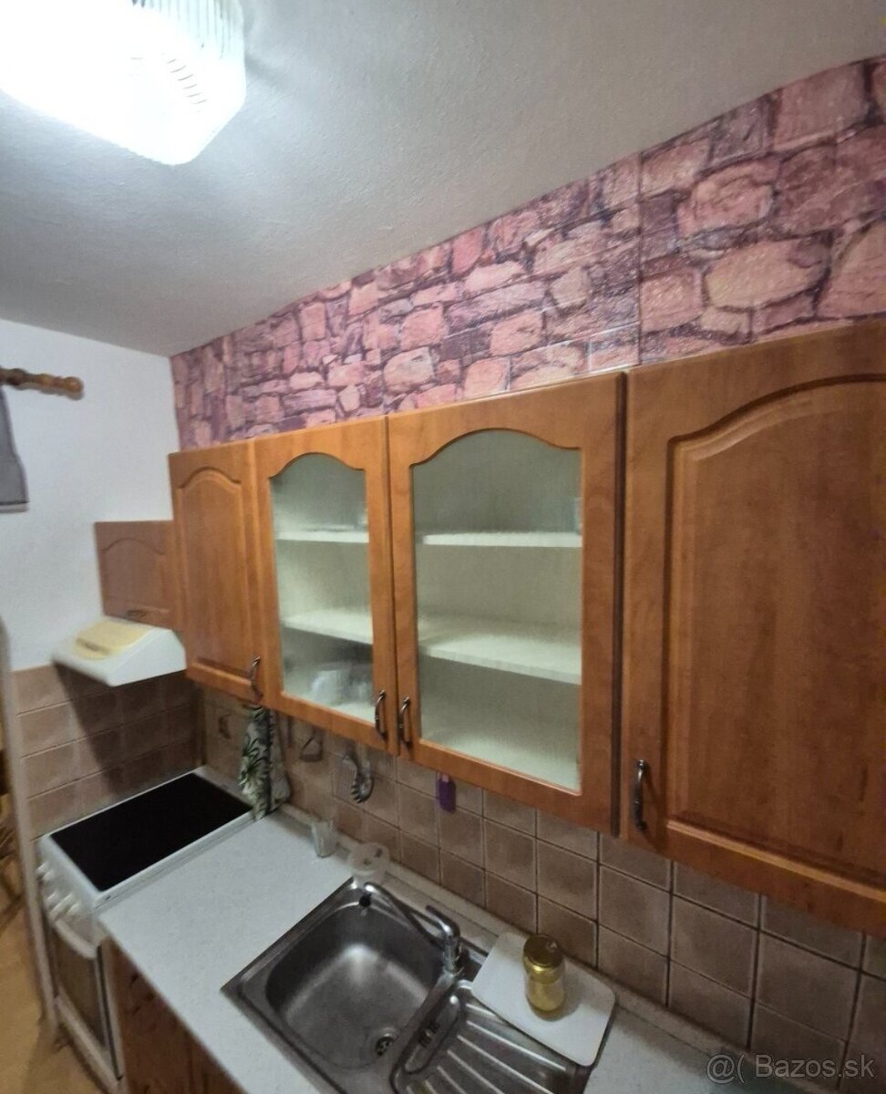 Kuchynská Linka - 2