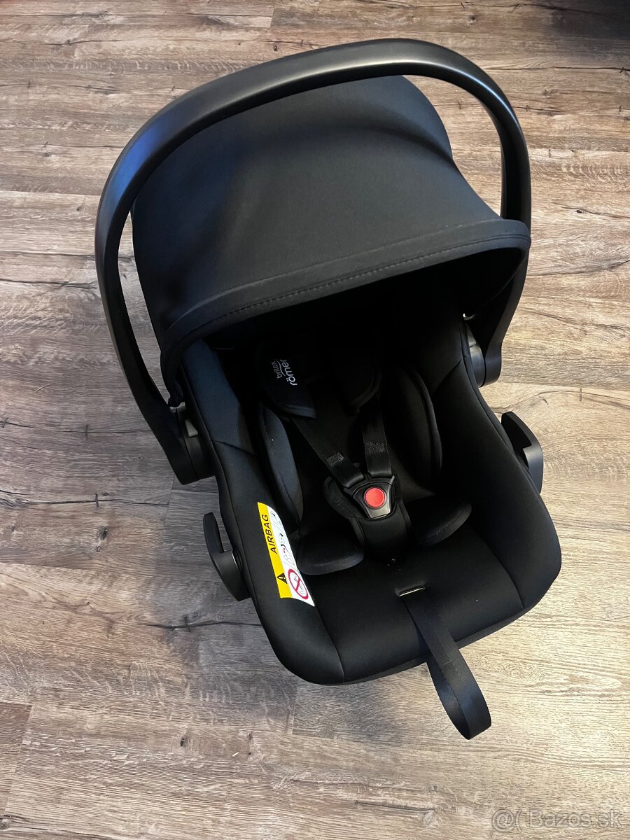 Sedacka zo základnou - 2