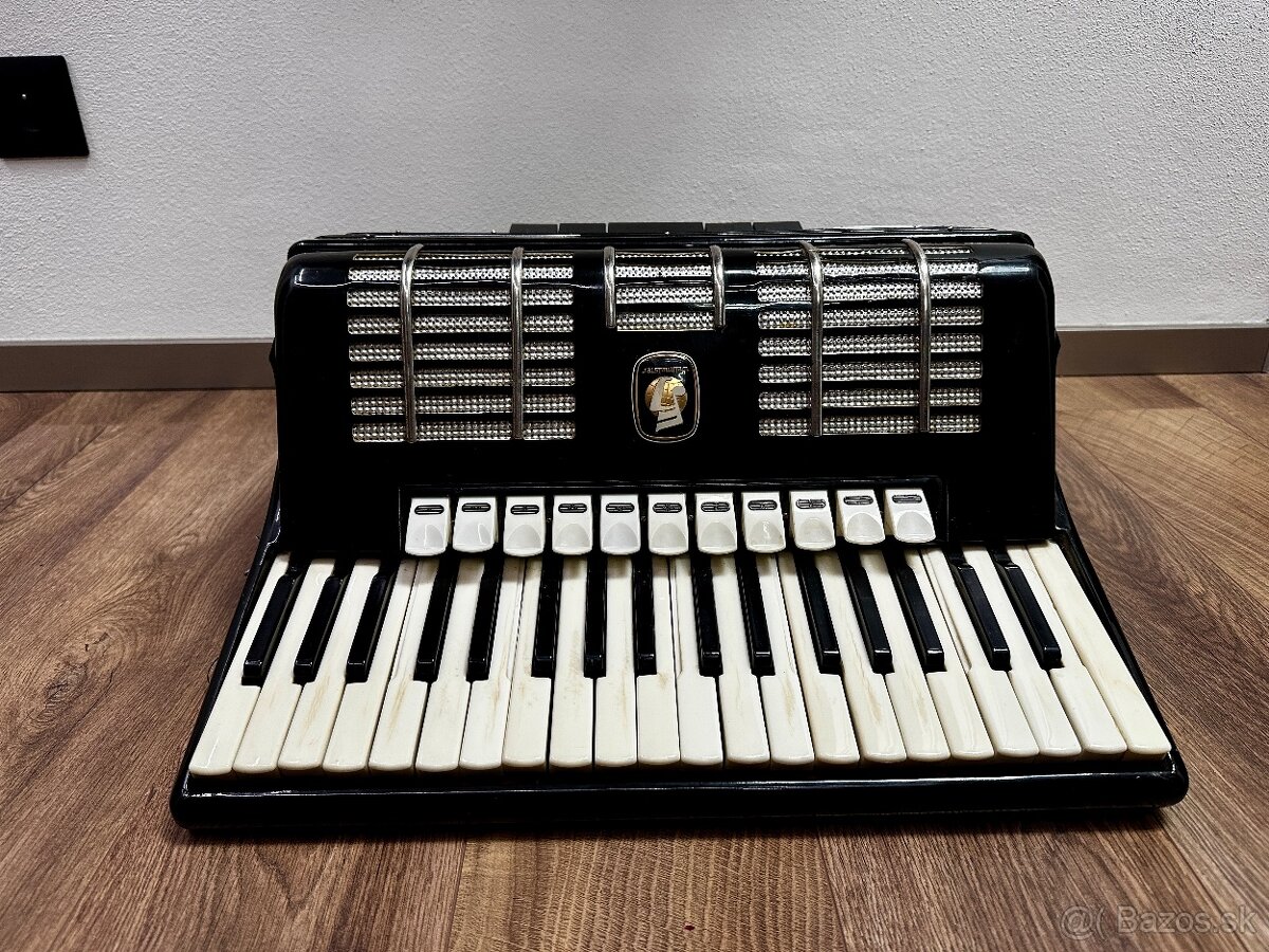 Akordeon - Weltmeister Diana - 2