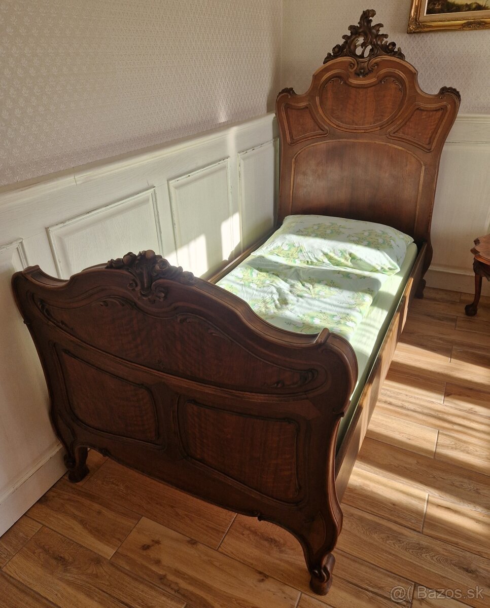 Predam starozitny nabytok - 2