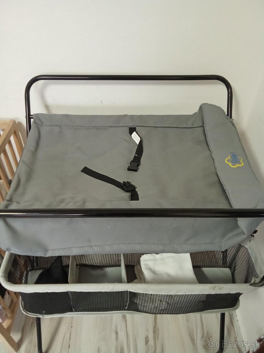 Prebaľovacipult - 2